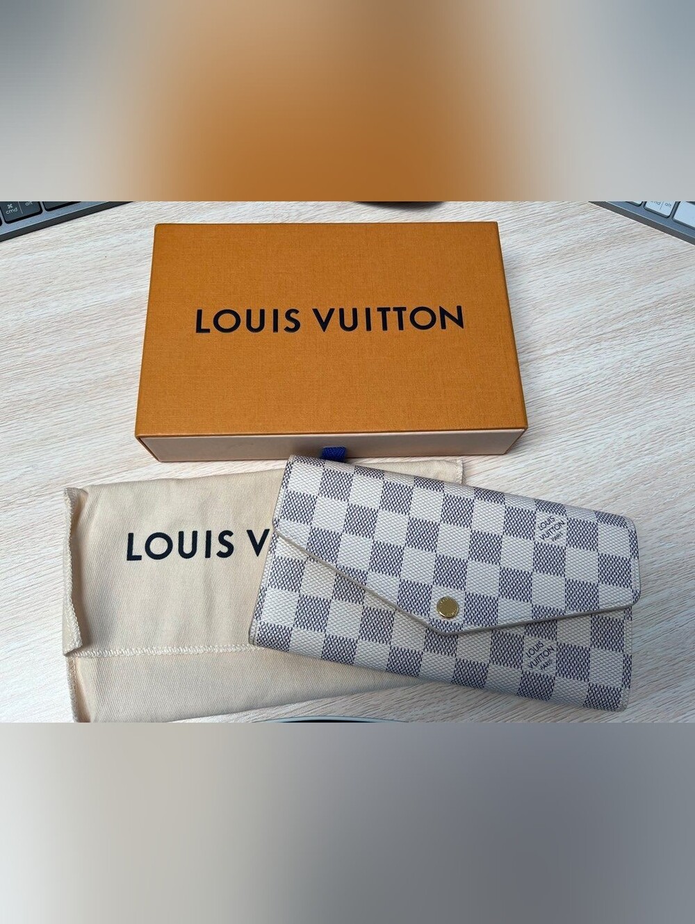 Louis Vuitton Sarah Wallet
